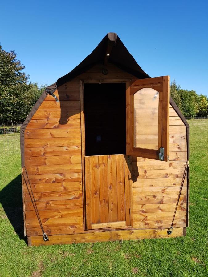 Suitehuts @ Silverstone Exteriör bild