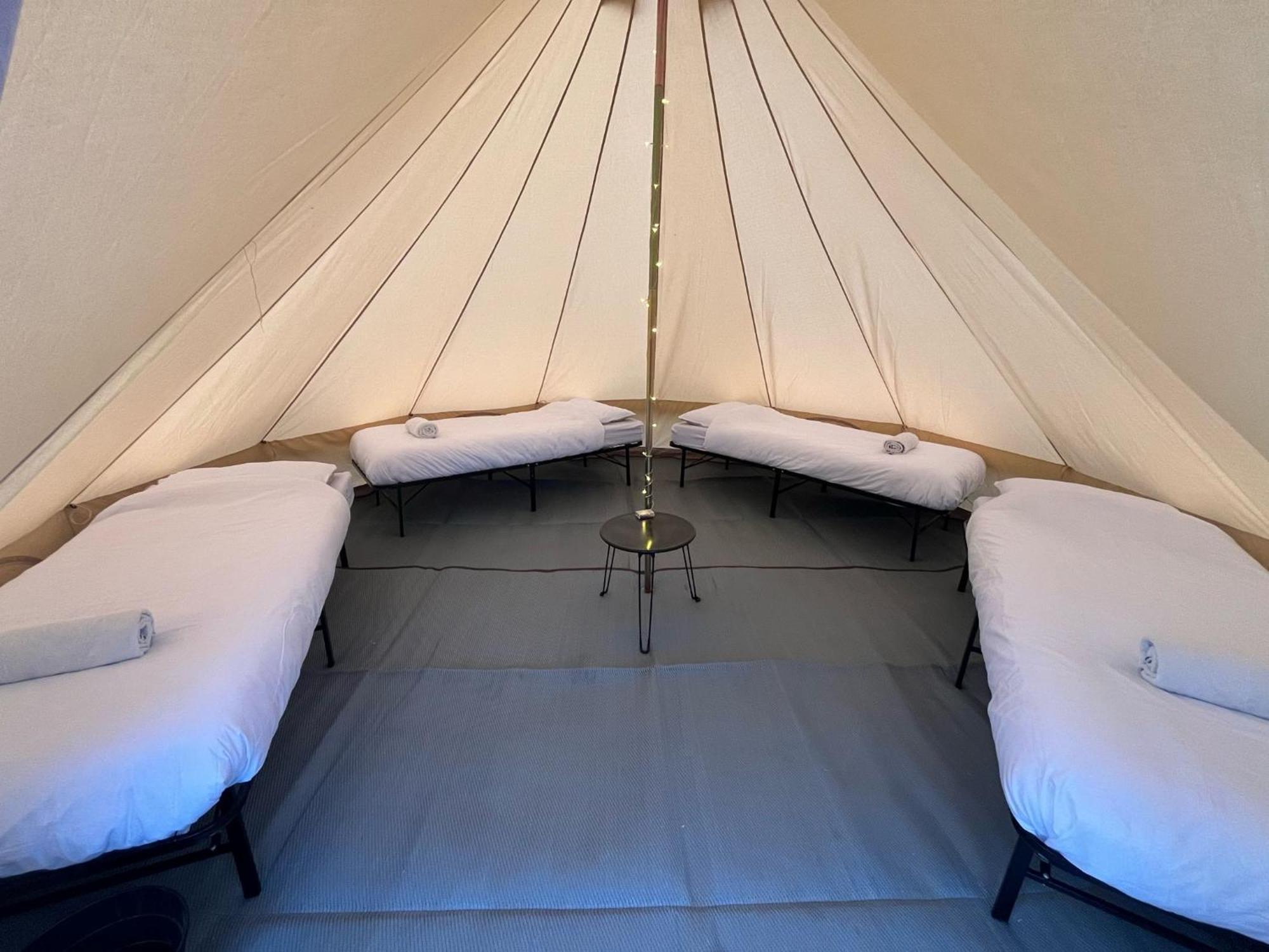 Suitehuts @ Silverstone Exteriör bild