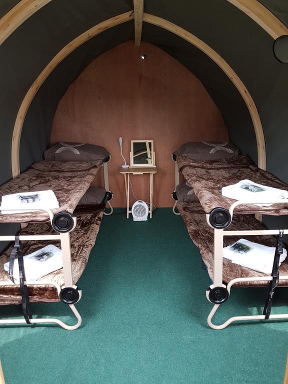 Suitehuts @ Silverstone Exteriör bild