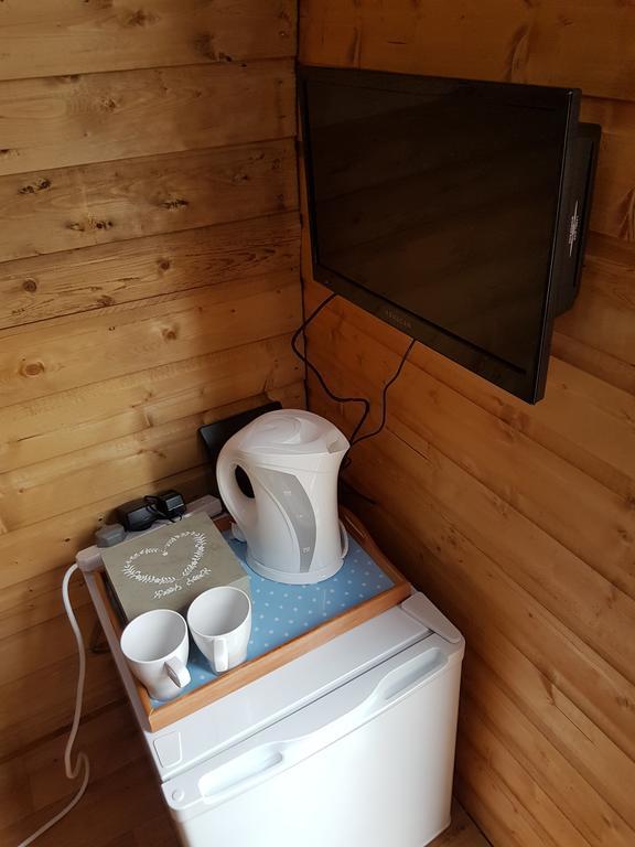 Suitehuts @ Silverstone Exteriör bild